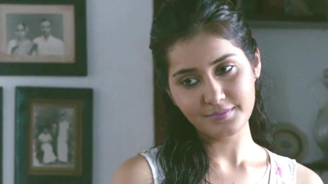 Raashii Khanna started her acting career with the Hindi political drama, Madras Cafe. She then went on to do films in Telugu and Tamil